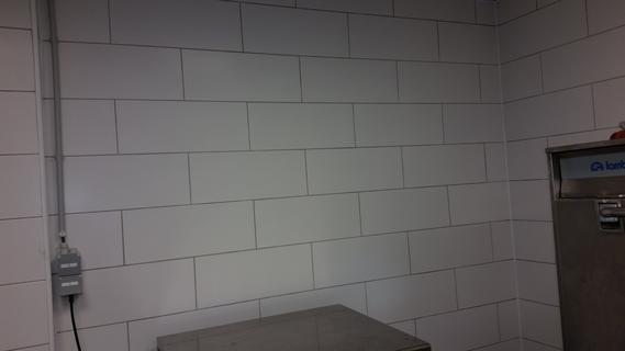 Vochtbestrijding, Algemene renovatie, Schrijnwerker, Opstijgend vocht, Kelderdichting, Ventilatie plaatsen, Injectiedichting, Ventilatiesystemen plaatsen, Vochtproblemen in Putte, Antwerpen
