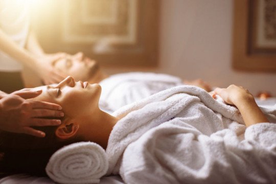 Schoonheidsbehandeling, Verzorgen van epilaties, Afspraak maken schoonheidsspecialist, Verzorgen van make-up, Verzorgen van maquillage, Schoonheidssalon, Gelaatsbehandeling, Medische pedicure in Poperinge, West-Vlaanderen