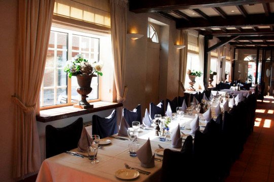 Verse seizoensgebonden gerechten, Degustatiemenu, Weeklunch, Bestellen van rouwmaaltijden, Taverne, Menukaart, Catering, Keuze uit verschillende dagschotels, Organisatie van feesten, Brasserie gerechten serveren in Lebbeke, Oost-Vlaanderen