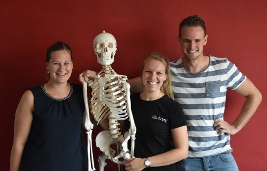 Kinesitherapie, Kinesist, Algemene revalidatie, Sportrevalidatie en preventie, Lymfedrainage, Kinesio taping, Rug- en nekklachten, Cardiale revalidatie, Pre- en postnatale revalidatie, Sportmassage in Herentals, Antwerpen