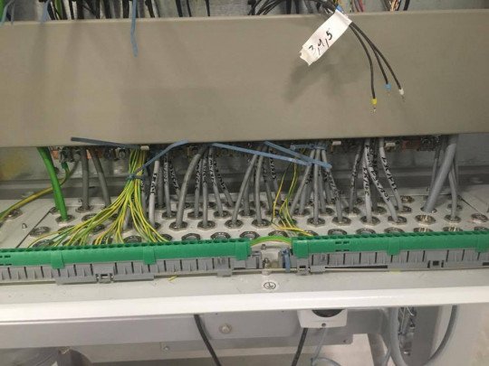 Elektriciteitswerken, Elektricien, Industriële elektriciteitswerken, Laagspanning, Domotica, Plaatsen van verlichting, Installatie Industriële elektriciteit, Algemene elektriciteitswerken, Elektriciteitswerken voor nieuwbouw en renovatie in Zwevezele, West-Vlaanderen