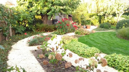 Natuursteen in tuin Nijlen, Antwerpen