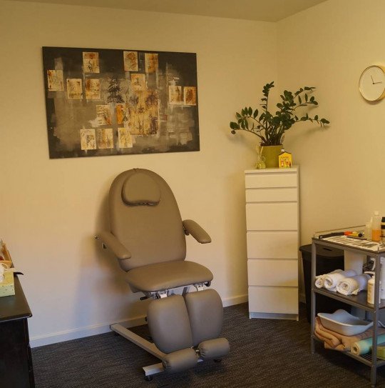 Pedicure, Medische pedicure, Manicure , Voetverzorging, Kalknagels, Schimmelnagels, Likdoorns verwijderen, Eksterogen in Berchem, Antwerpen