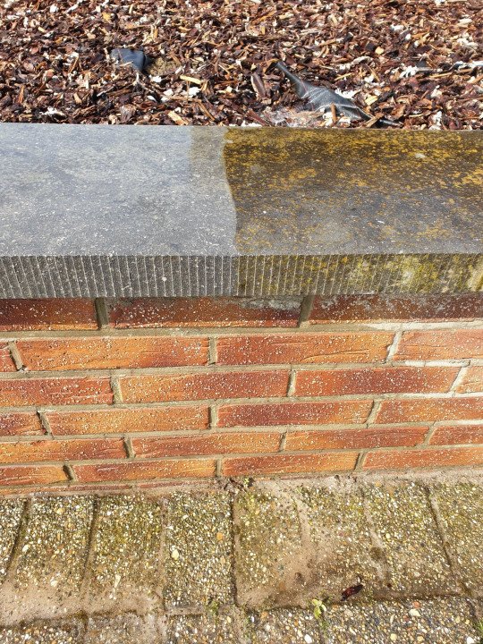 Dakgotenreiniging, Schoonmaakservice, Schoonmaak aan huis en kantoren, Dienstencheque, Reiniging van overkappingen, Glazenwasserij, Ruitenwassers, Boodschapjeshulp in Bilzen, Limburg