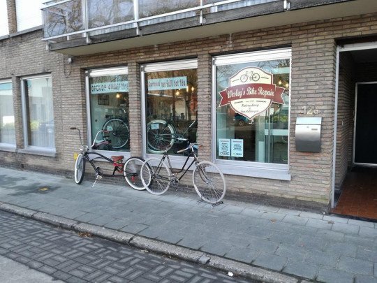 Fietsenmaker, Fietswinkel, Fietsonderhoud, Fietsherstelling, Fietshandel, Olmo fietsen, Cortina fietsen, Alpina fietsen, Popal fietsen, Elektrische fietsen in Koekelare, West-Vlaanderen