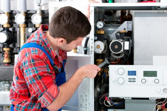 Ketelonderhoud, Ketelrenovatie, Depannage verwarming, Ketel lekkage, Ketelrenovatie, Verstopte afvoer, Loodgieter, Loodgieterij, Verstoppingen, Ontstoppingsdienst  in Kinrooi, Limburg