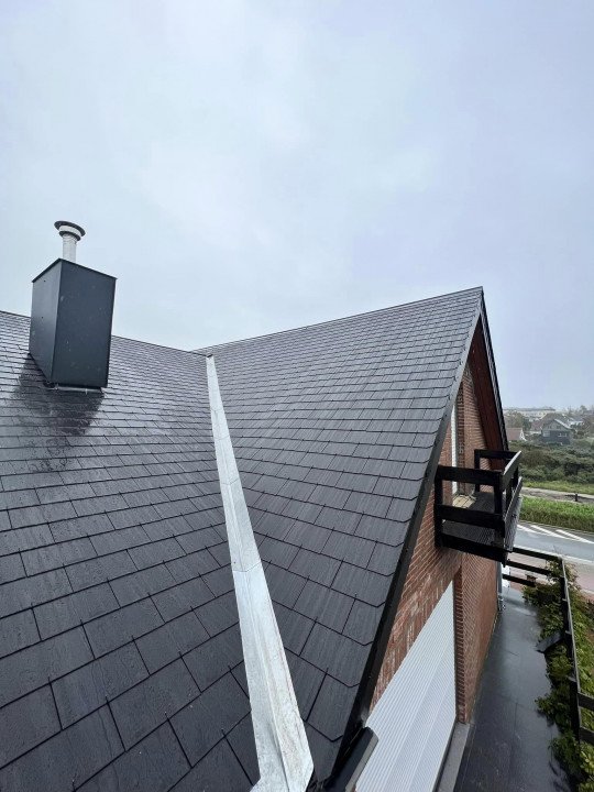 Hellende daken Gistel, West-Vlaanderen