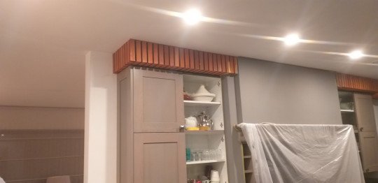 Algemene schrijnwerkerij, Gyrocwerken, Interieurwerken, Plaatsen van binnendeuren, Keukens plaatsen, Plaatsen van laminaat, Daktimmerwerken, Schrijnwerk op maat, Schrijnwerken nieuwbouw en renovatie, Timmerman in Dilsen-Stokkem, Limburg