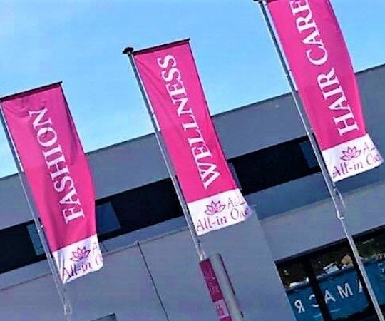 Schoonheidsspecialiste, Schoonheidssalon, Huidverbetering, Figuurcorrectie, Kapper, Nagelstudio, Kledingzaak, Pedicure en manicure, Wimperextensions, Definitieve ontharing in Lennik, Vlaams-Brabant