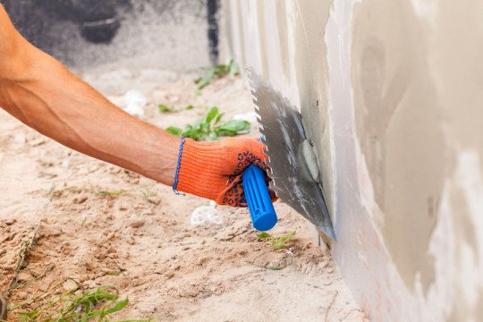Stukadoor, Pleisterwerken, Binnenbepleistering, Buitenbepleistering, Pleisterwerk binnen, Pleisterwerk buiten, Gyprocwerken, Tegelwerken, Wandtegels plaatsen, Wandbetegeling in Ieper, West-Vlaanderen