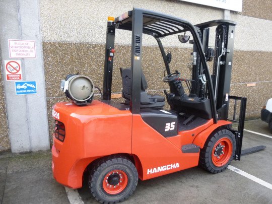 vcs274-1.jpg - VCS Forklifts bvba, Desselgem