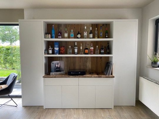 Schrijnwerker in de buurt Torhout, West-Vlaanderen