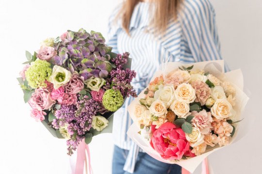  Bloemenwinkel - Bloemen Stul, Lievergem