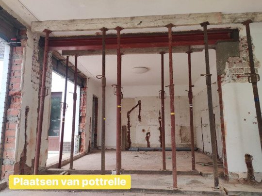 Renovatiewerken Koekelare, West-Vlaanderen